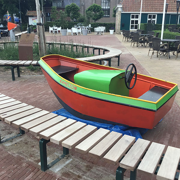 104924 straatmeubilair banken herinrichting centrum 